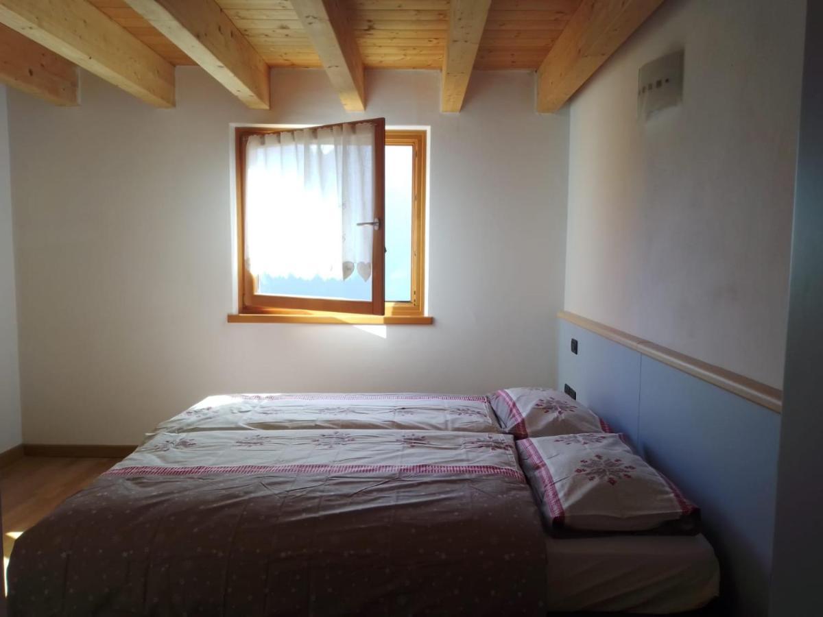Locanda Dei Castellani Castel Condino ภายนอก รูปภาพ